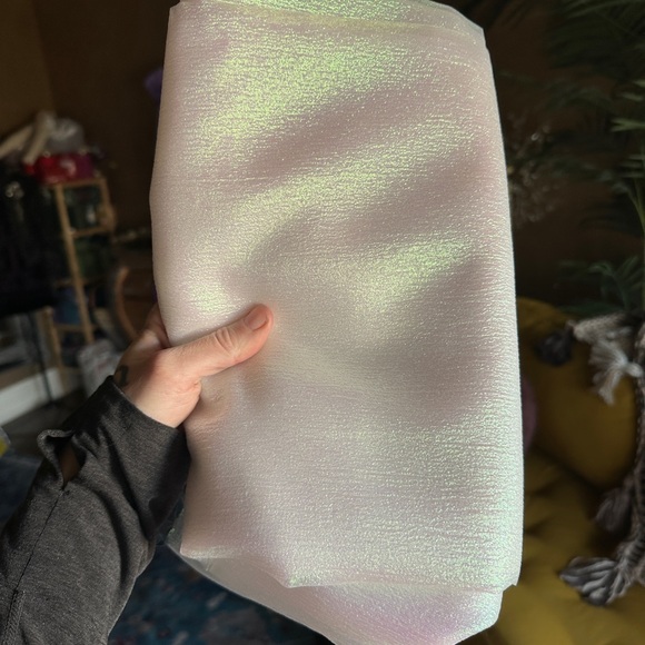 Fabric - Picture 8 of 8